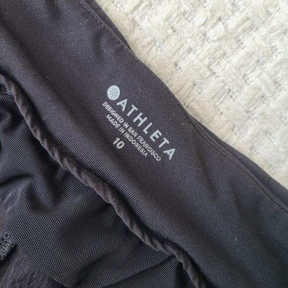 Athleta Activewear Black Shorts Women's Size 10 - Picture 4 of 6